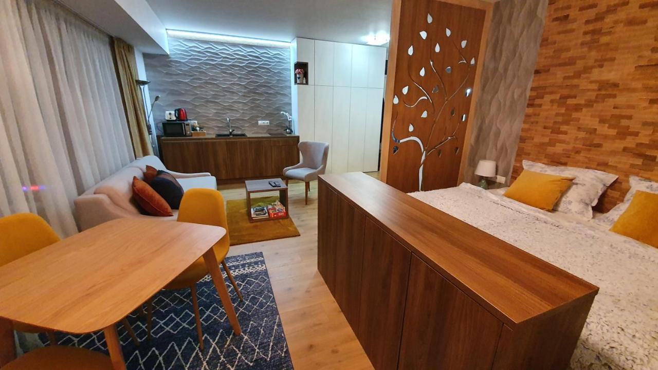 Rodinny Privatny Apartman A309 V Uplnom Centre Stareho Smokovca - Ticha Izba S Parkovanim Vysoké Tatry Exterior photo